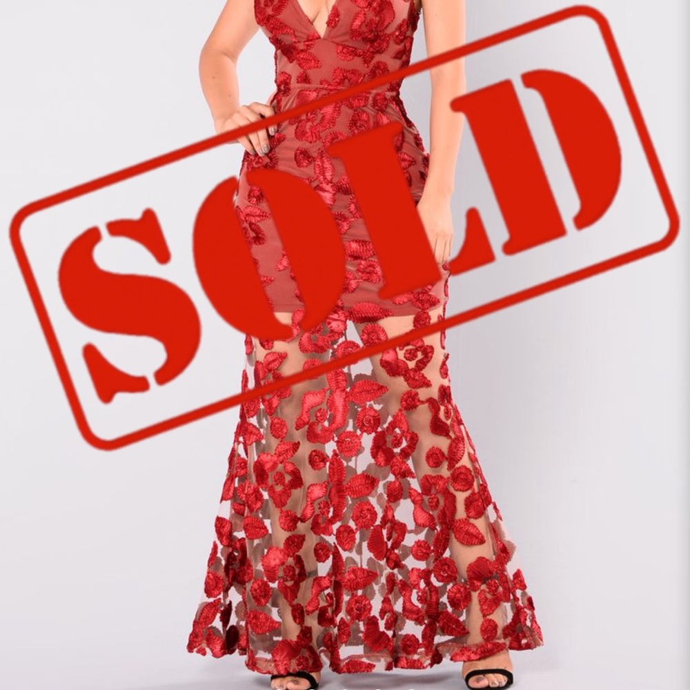 FashionNova Flower Petal Mesh Dress - Size Large